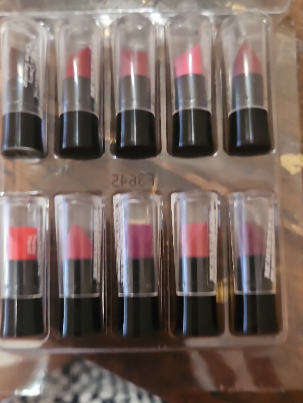Avon Satin Lipstick Mini Set - Assorted Pink & Rose Shades - Picture 5 of 5